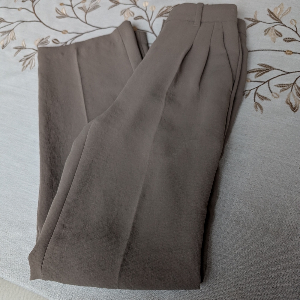 Aritzia Wilfred effortless pants - crepette - regular - nomad taupe